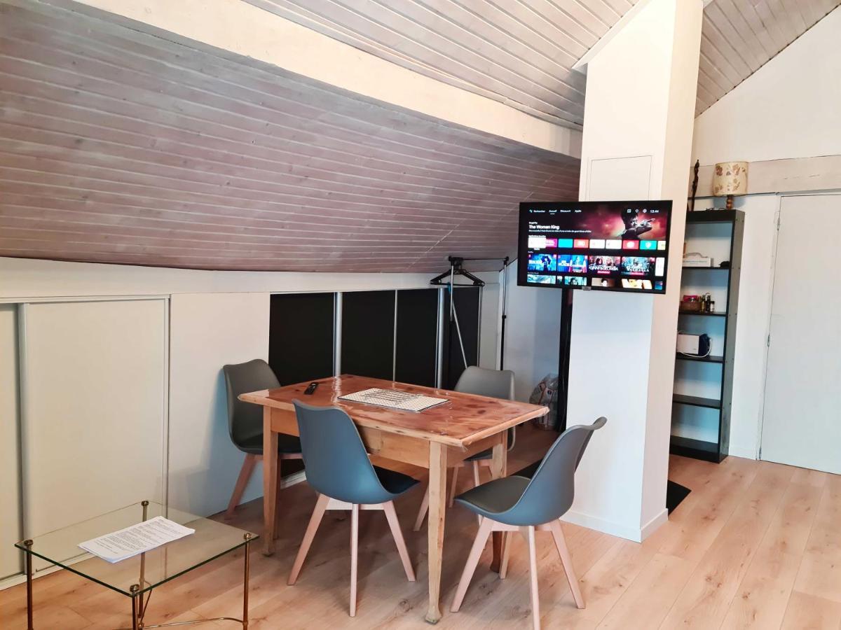 Vaste Studio Chaleureux Chaffois Exteriör bild